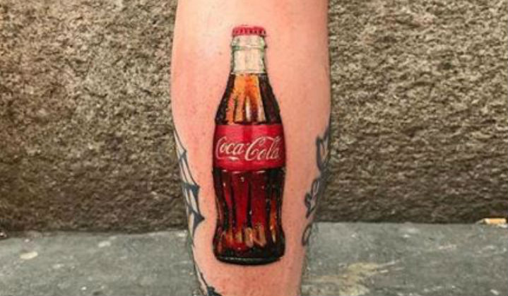 32 Tatuagens de Coca-Cola, celebrando a sua criação