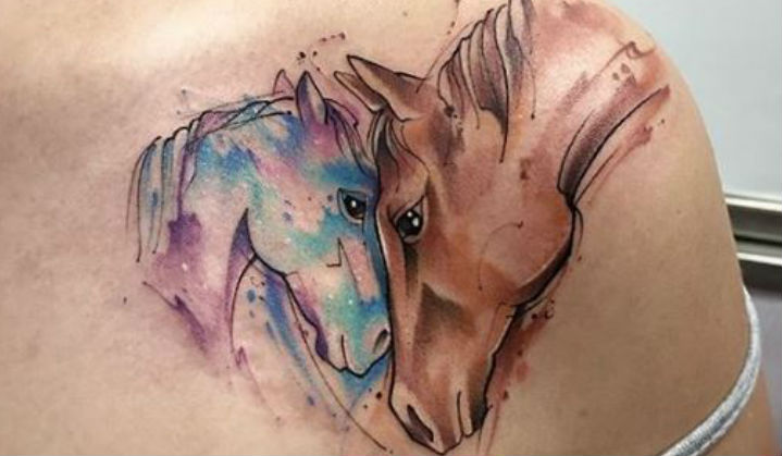 70+ Tatuagens de Cavalos em Homenagem ao Dia Internacional da Cavalaria