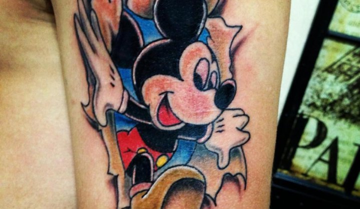 Apaixonantes Tatuagens de Mickey Mouse