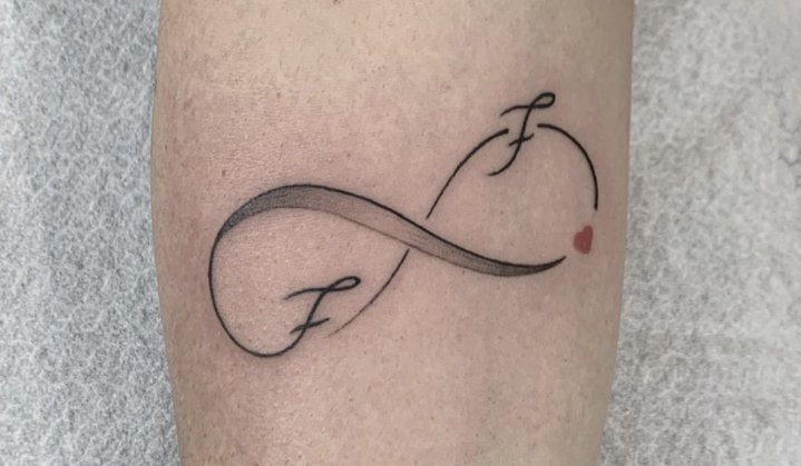 Tatuagem do infinito