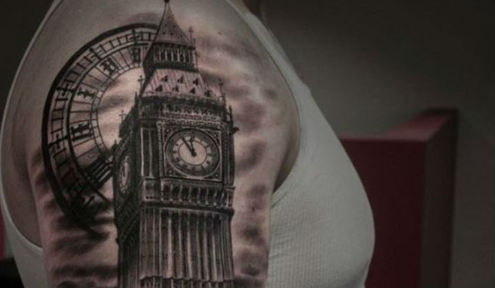 Tatuagens do Big Ben em Comemoração a sua Primeira Badalada