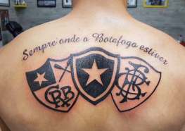 Tatuagens do Botafogo: história e referências para você se inspirar!