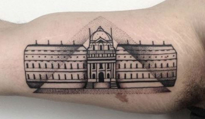 Tatuagens do Museu do Louvre - O Museu Mais Famoso do Mundo