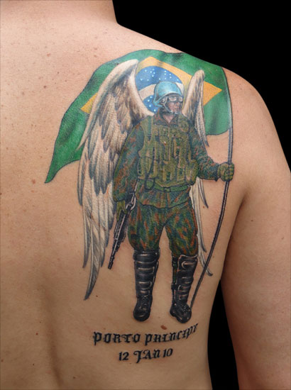 Brasil Acima de Tudo Tatuagem na Pele de Todos